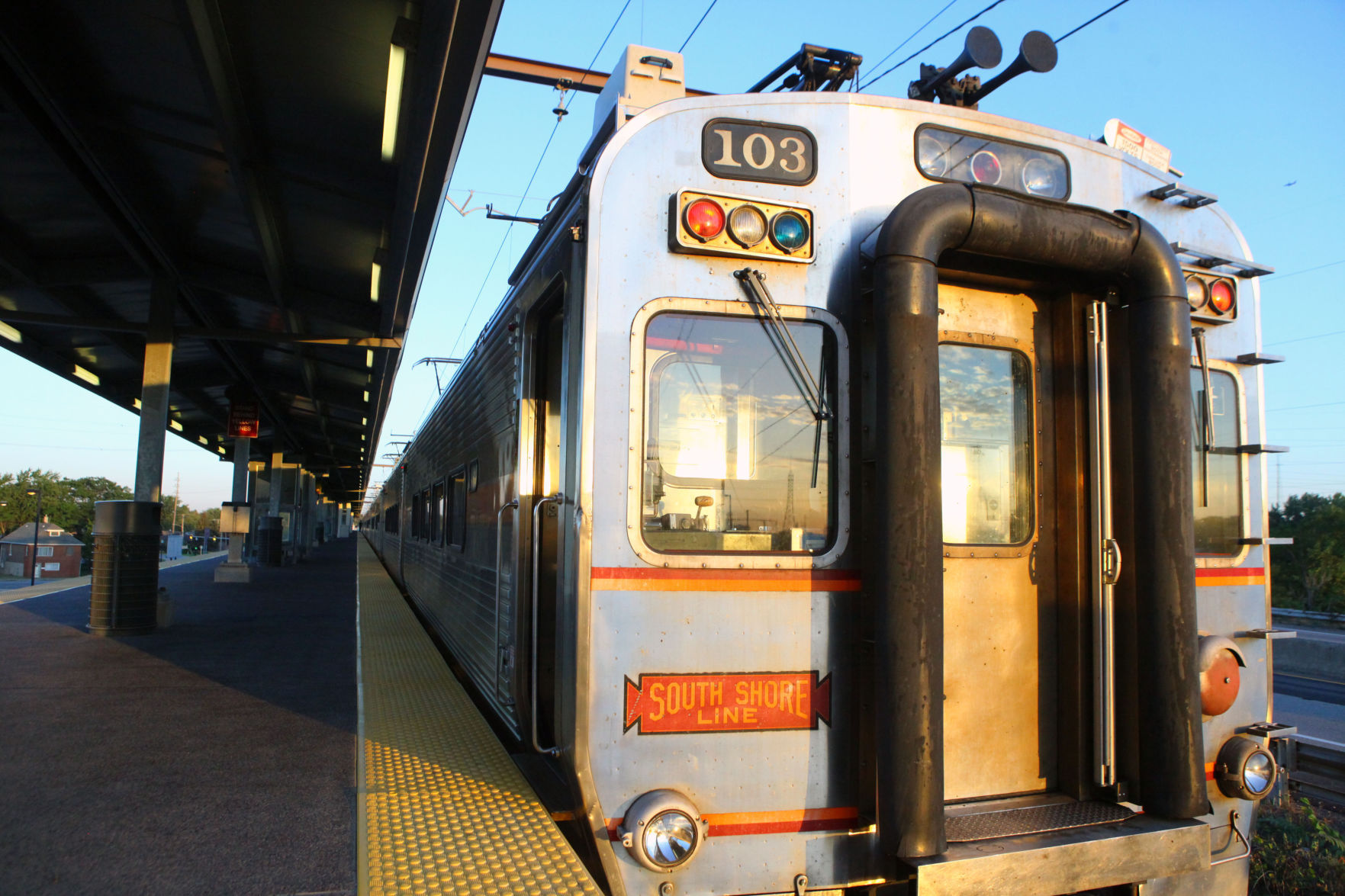 Veterans Day Freebies: Free train ride